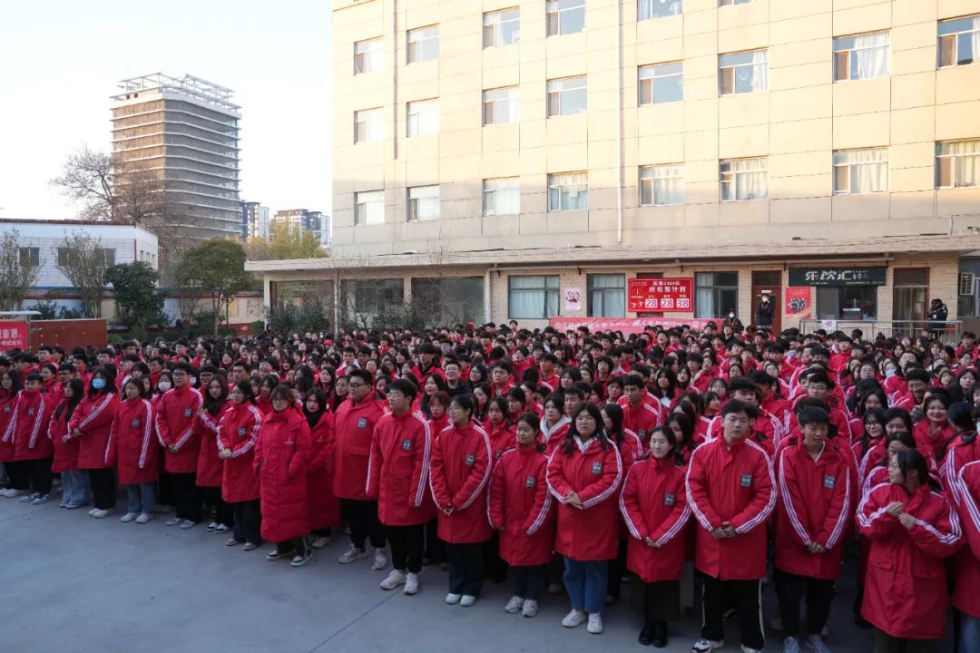 迎戰統考 頂峰相見｜樂達藝術學校第二次模擬考試表彰大會及十一月份教師考核總結表彰大會圓滿召開！